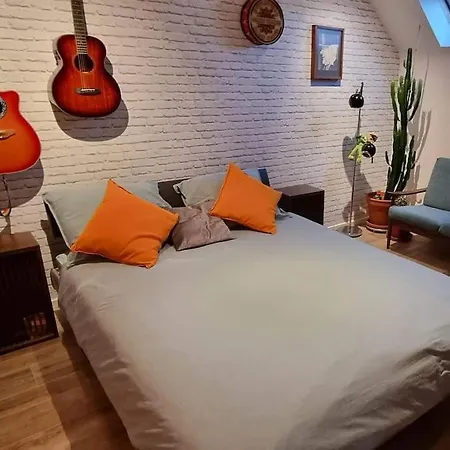 Minus Is Joenus Vakantiehuis *
